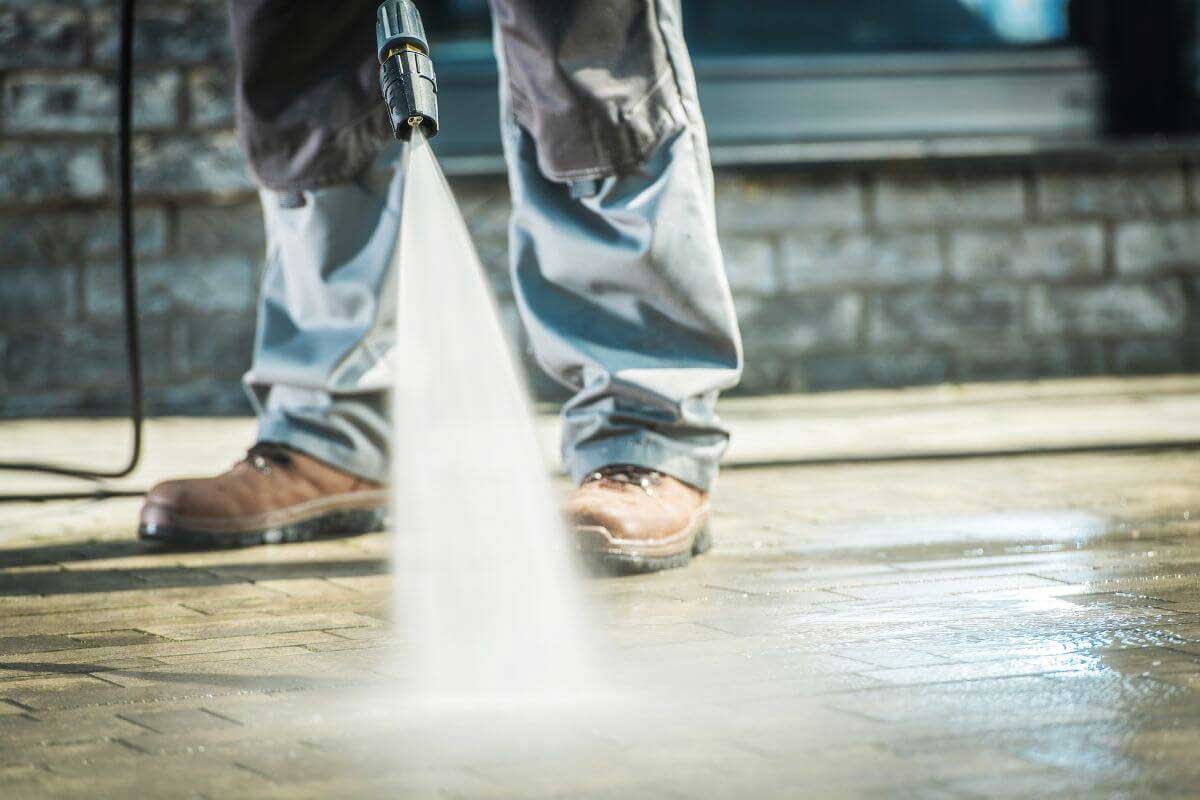 Pressure Washing Near Me